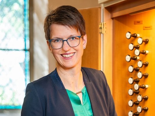 Birke Schreiber an der Orgel Foto: privat